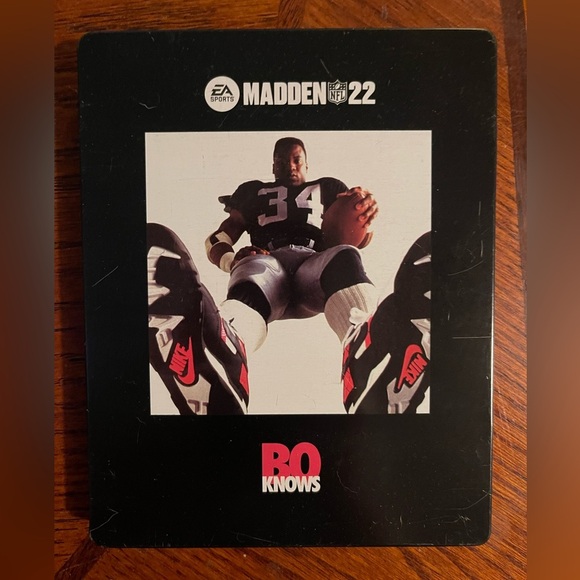 Madden NFL 22 PS5 Game - Picture 1 of 1